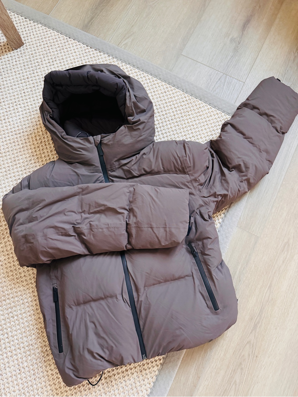 Nwot Aritzia The Super Puffo Waterproof Goose Down Puffer Jacket Size M Taupe